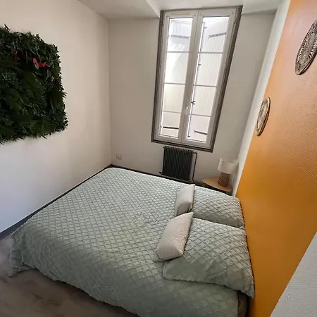 Le Petit Jardin De Bellune Niort Extérieur photo