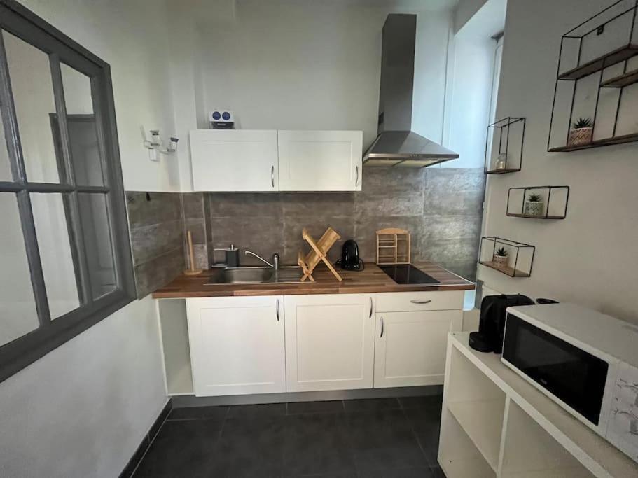 Le Petit Jardin De Bellune Apartment